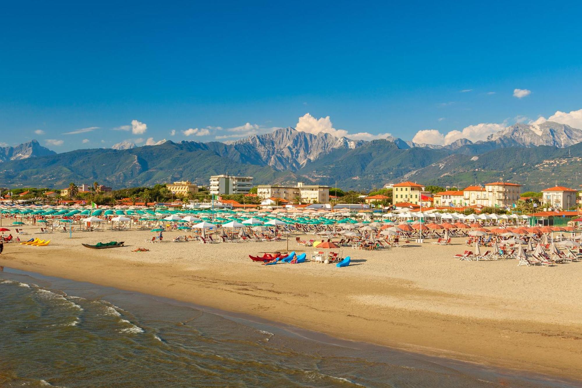 Il Gladiolo - Focette 100Mt From Sea - Happy Rentals Marina di Pietrasanta Exteriör bild